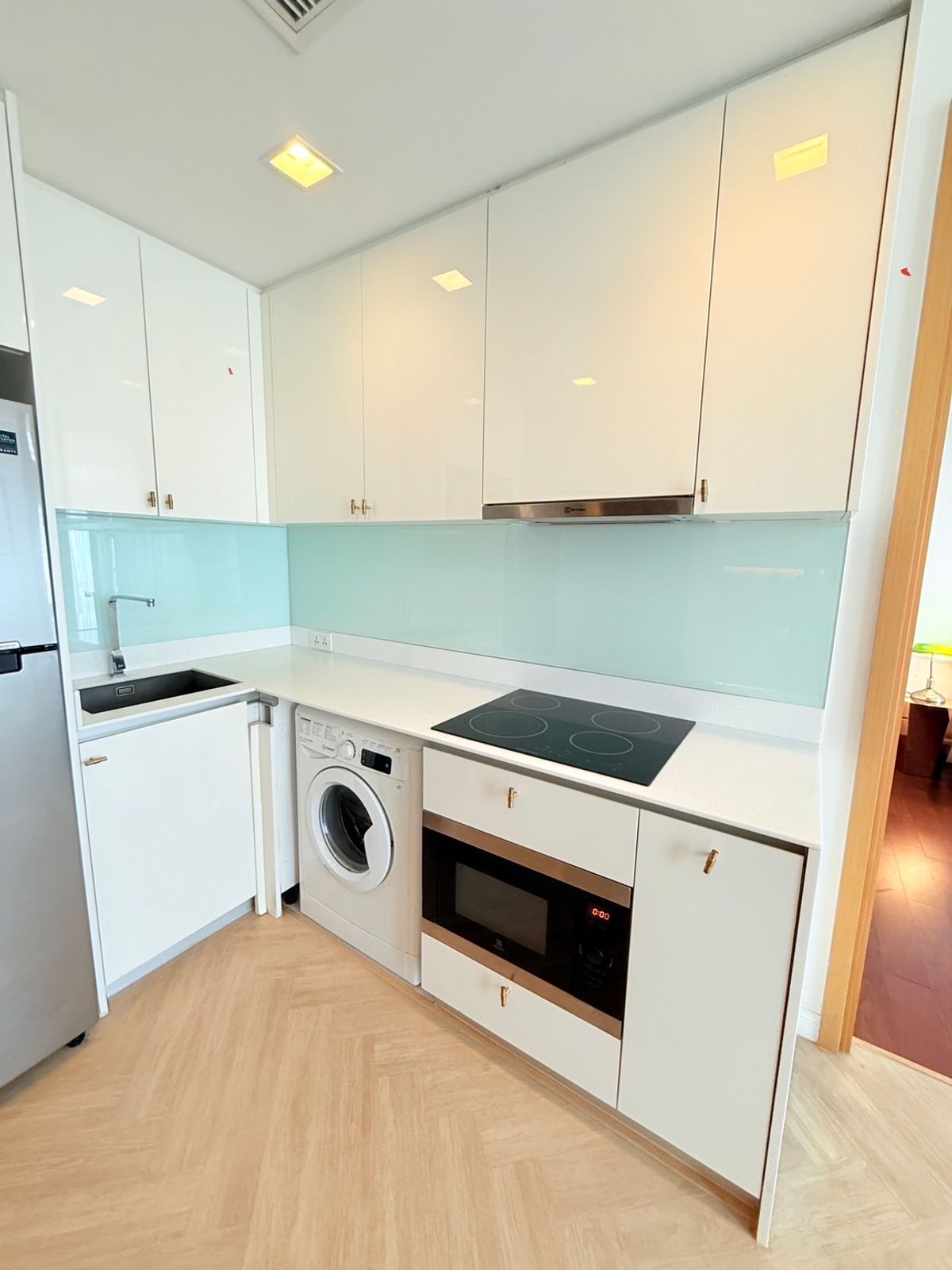 Hyde Sukhumvit 11 - Кондо в центрі міста з приголомшливим видом