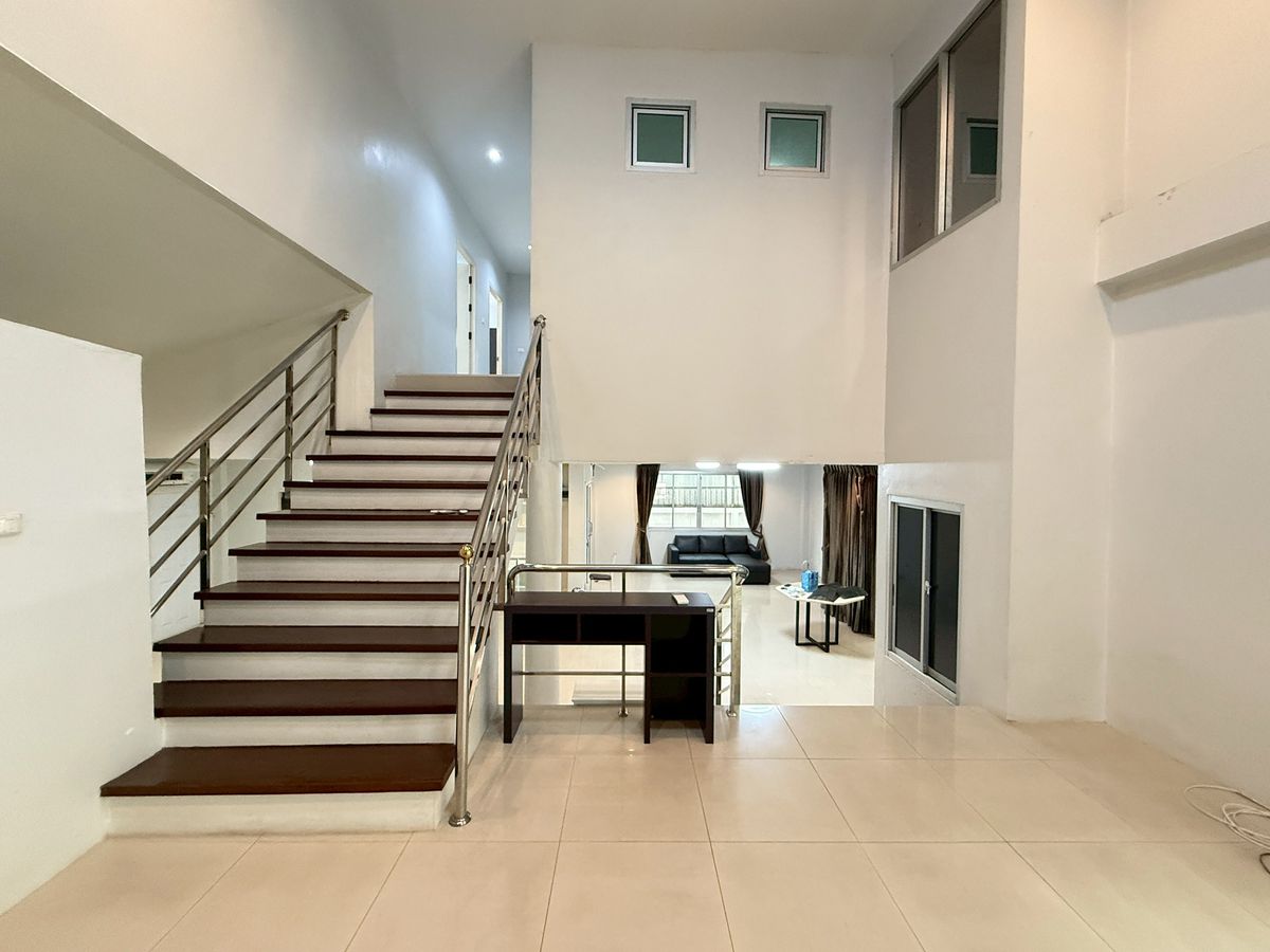 2 Storey Detached House in Arena Garden Village, Near BTS Onnut