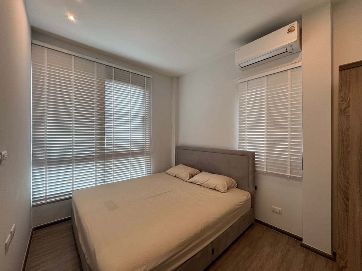Grande Pleeno Sukhumvit - Бангнадағы 4 жатқа бөлмелі таунхаус