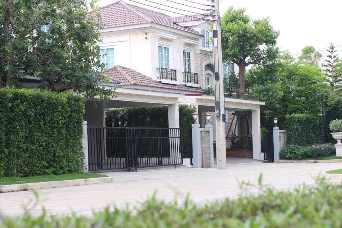 2-Story House with Premium Facilities near Kaset Nawamin