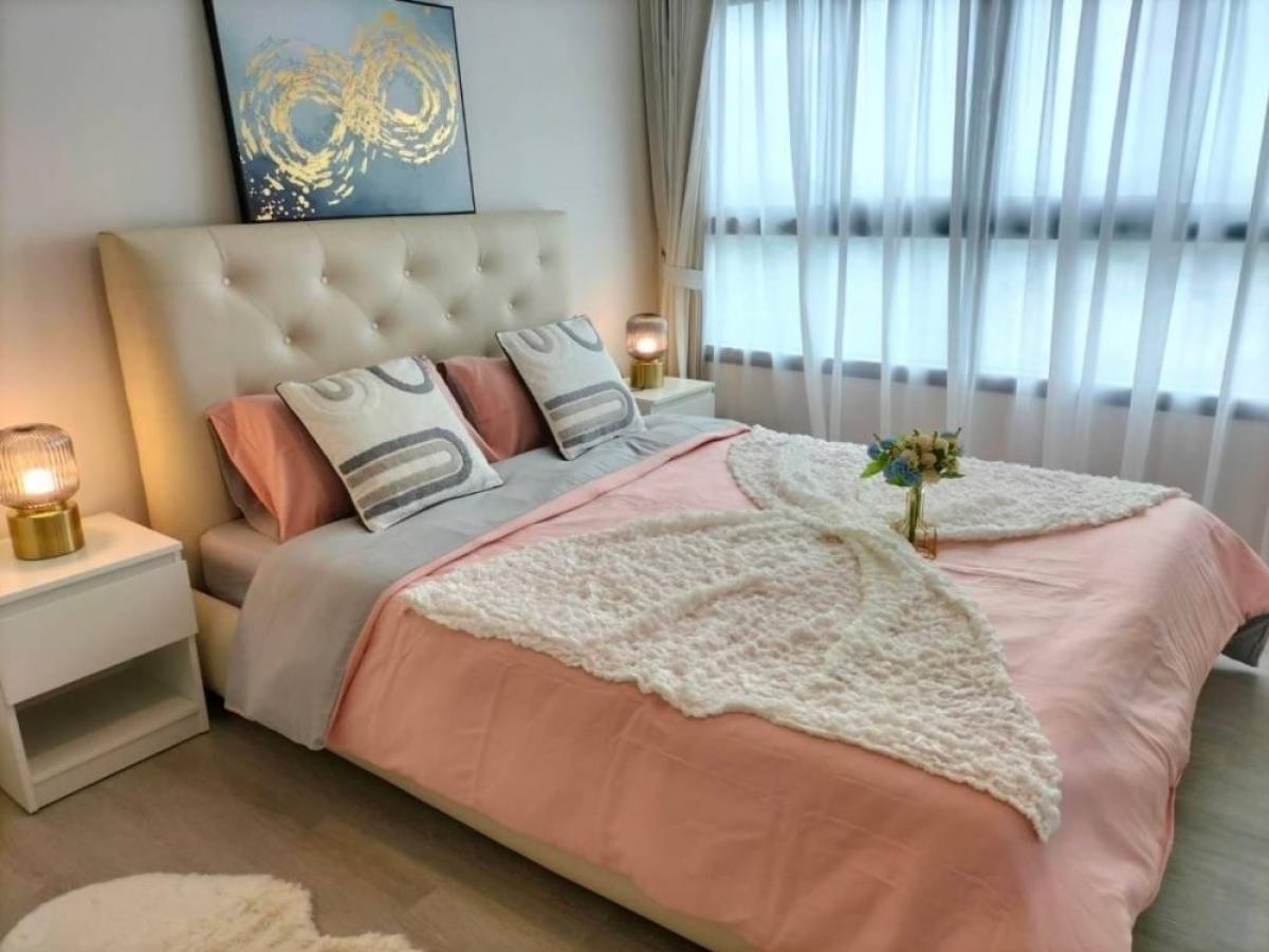Luxury 2-Floor Riverview Apartment at Ideo Charan 70