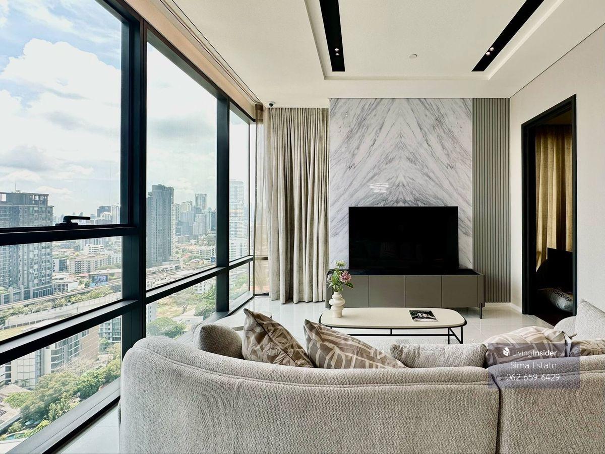 Luxury 2-Bedroom Condo at The Monument Thonglor