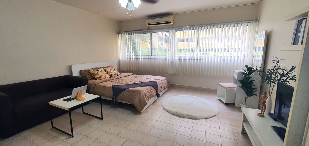 Fully Furnished Condo near Silpakorn University, Muang Thong Thani