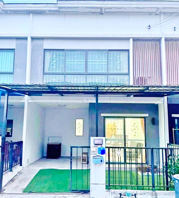 2-Storey Townhouse near Mahidol University, 3 Bedrooms, 192 sq.m.