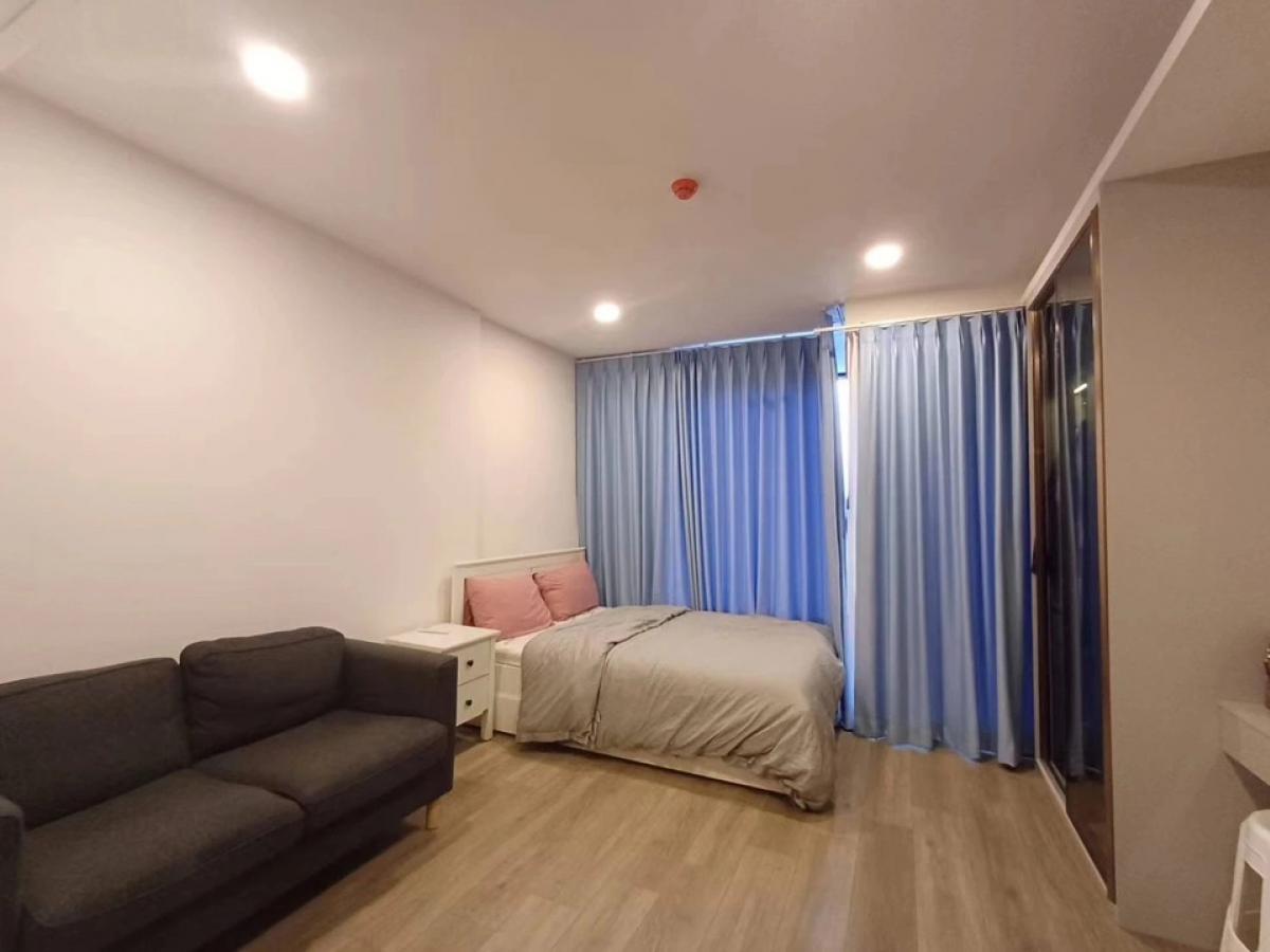 Bangkok SOHO Ratchada Apartment - Modern City Living