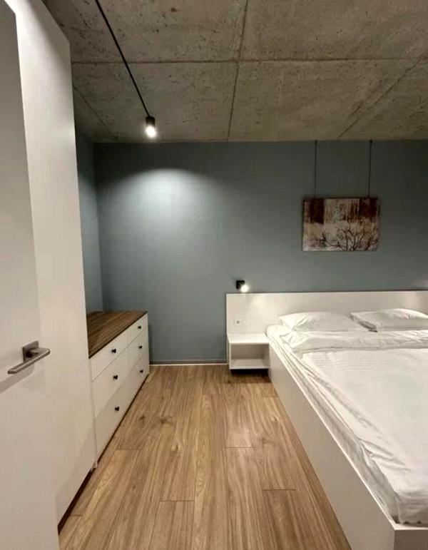 1-Bedroom Studio Apartment with Fully Equipped Kitchen