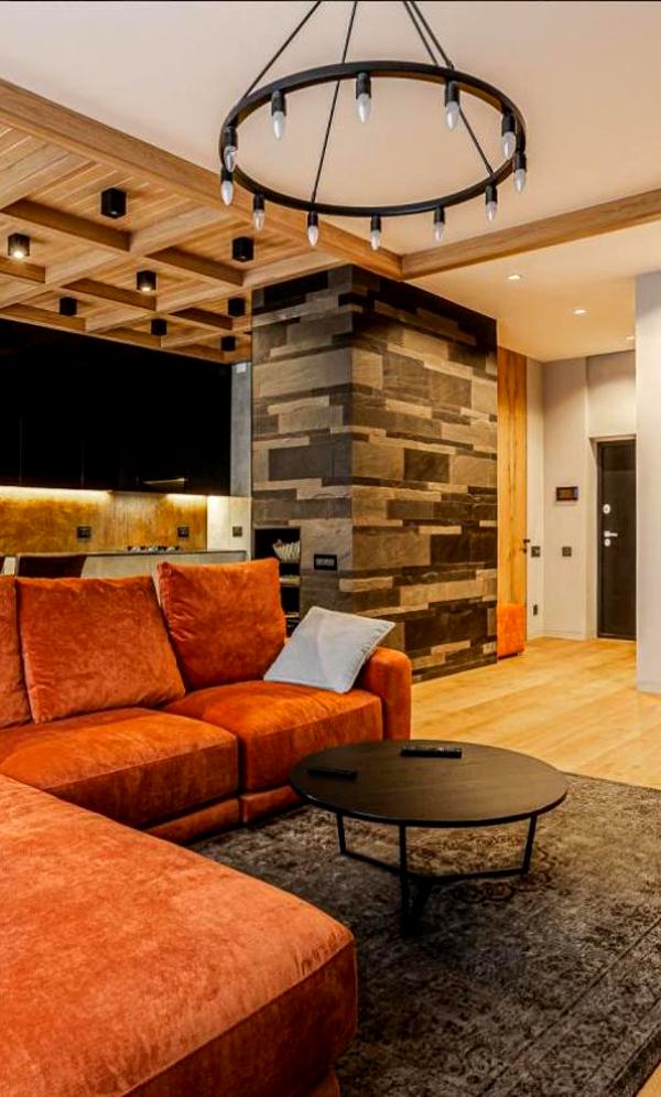 Stylish 3-Room Apartment in Pechersk District with Designer Renovation