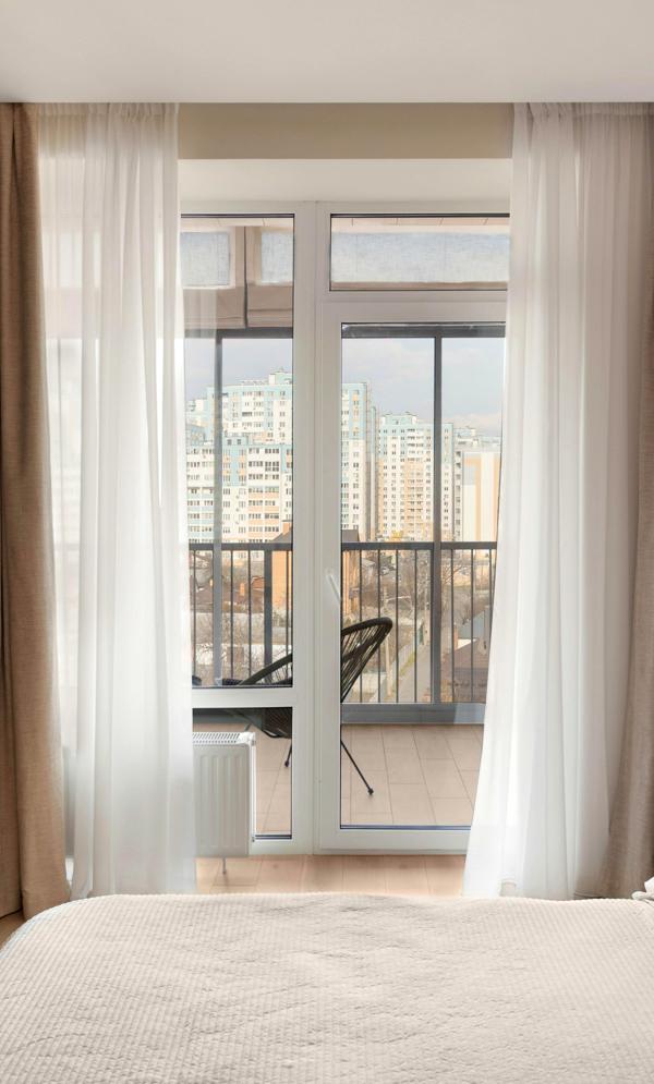 Designer Renovated Apartment with Advanced Features and Multiple Terraces