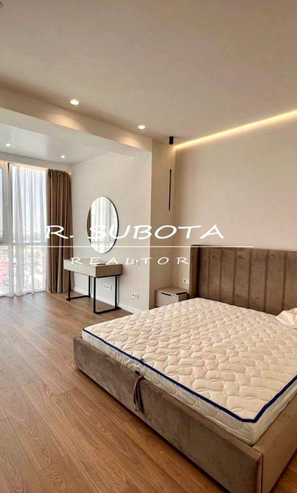 Кең премиум пәтер 130 м², 3 жұмақпен