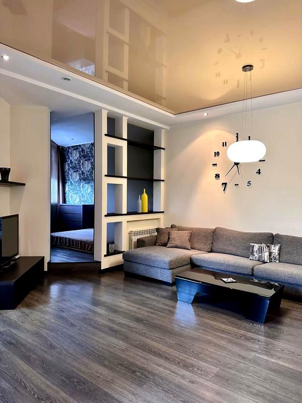 1-Room Studio Apartment in Panorama Complex, Kyiv