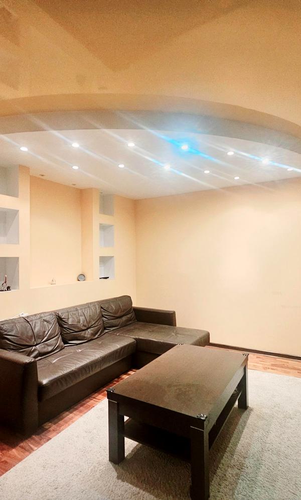 Spacious 4-Room City Center Apartment with Panoramic View