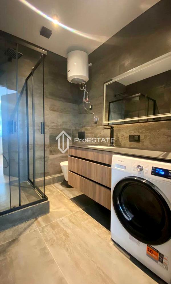 Spacious 52m² Apartment in Delmor Complex, Novopechersk Lipki