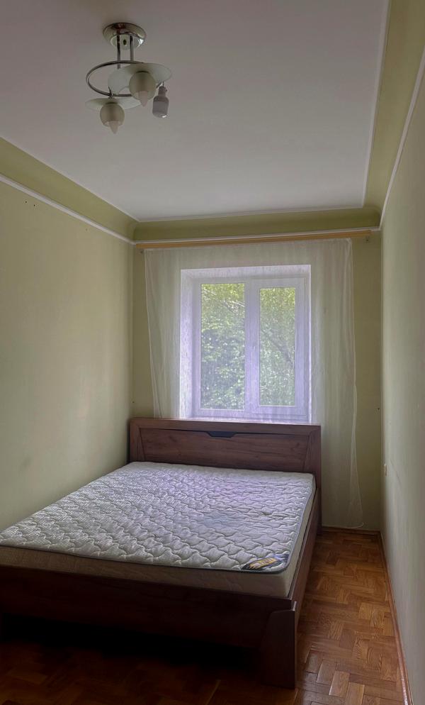Spacious 2-room apartment in city center near Roshen store and Cinema Palace