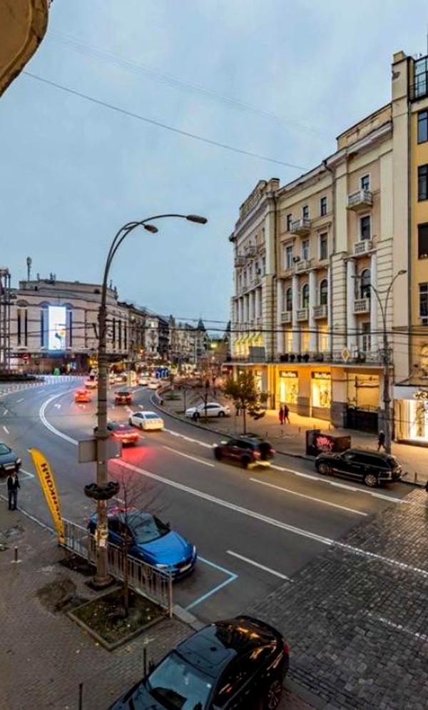 Ultra-modern smart apartment in the heart of Kyiv - No commission, direct from owner