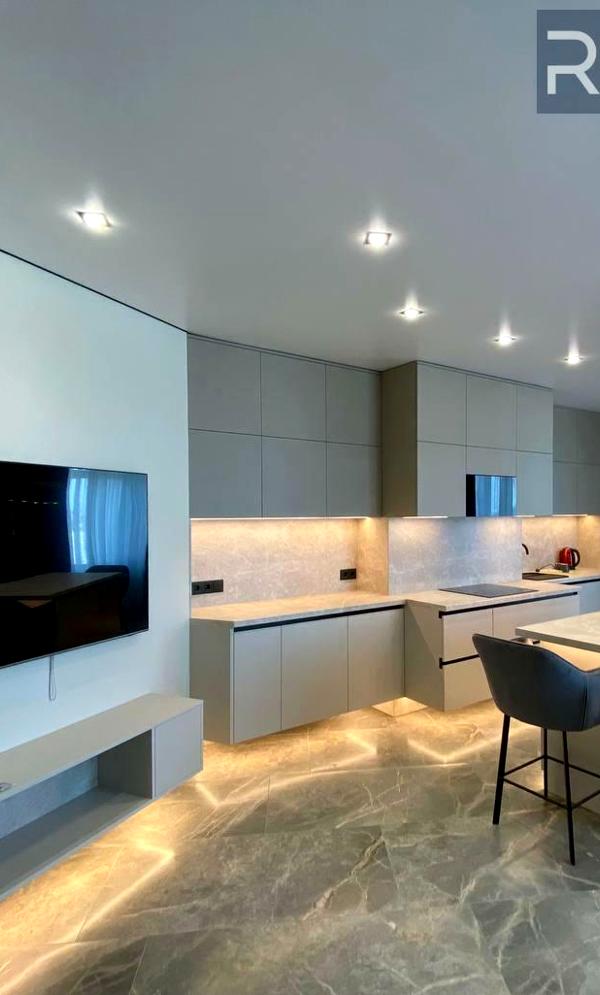 Stylish 3-Bedroom Apartment in Manhattan City Complex with Modern Amenities