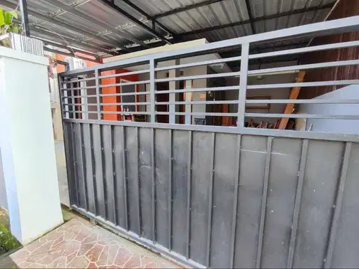 Well-Maintained Building with Good Access, Near GWK Cultural Park and Beaches
