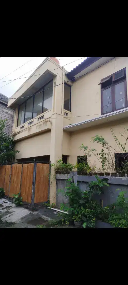 Two-Story House in Mahendradata Housing Area with Garage