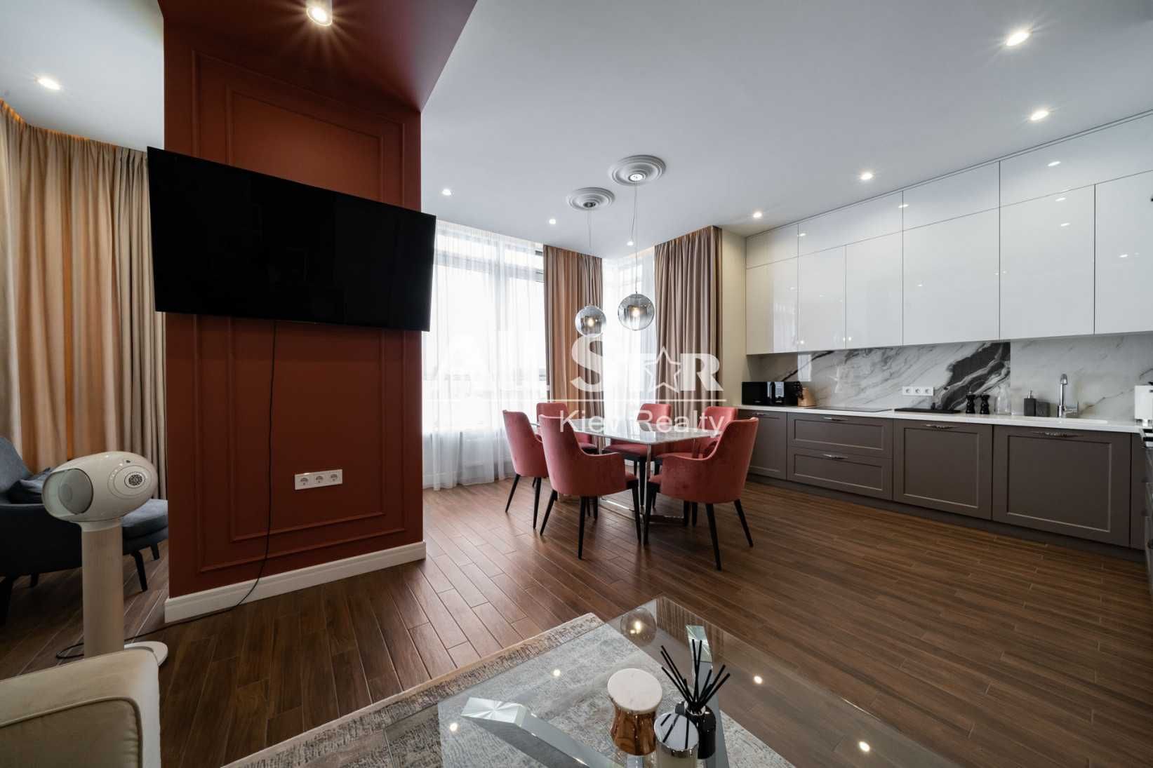 Stylish 3-Bedroom Apartment in Jack House Complex, Pechersk District