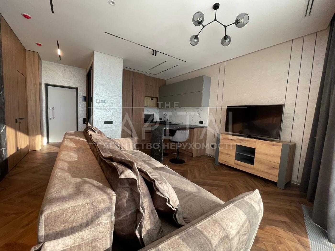Modern Designer Apartment in Taryan Towers with City Views