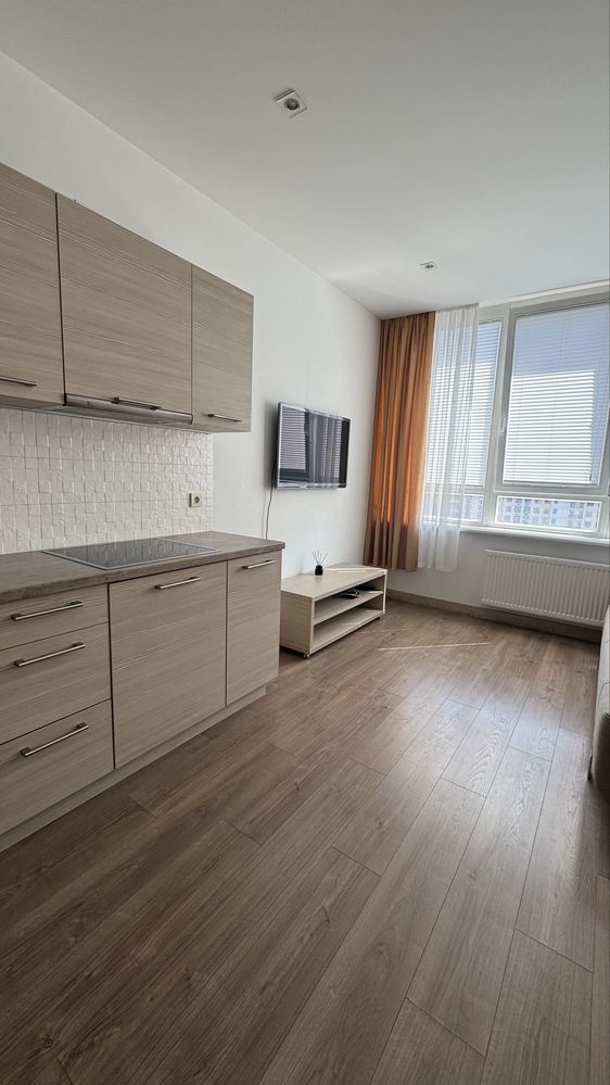 City View Studio Apartment with Urban Panorama