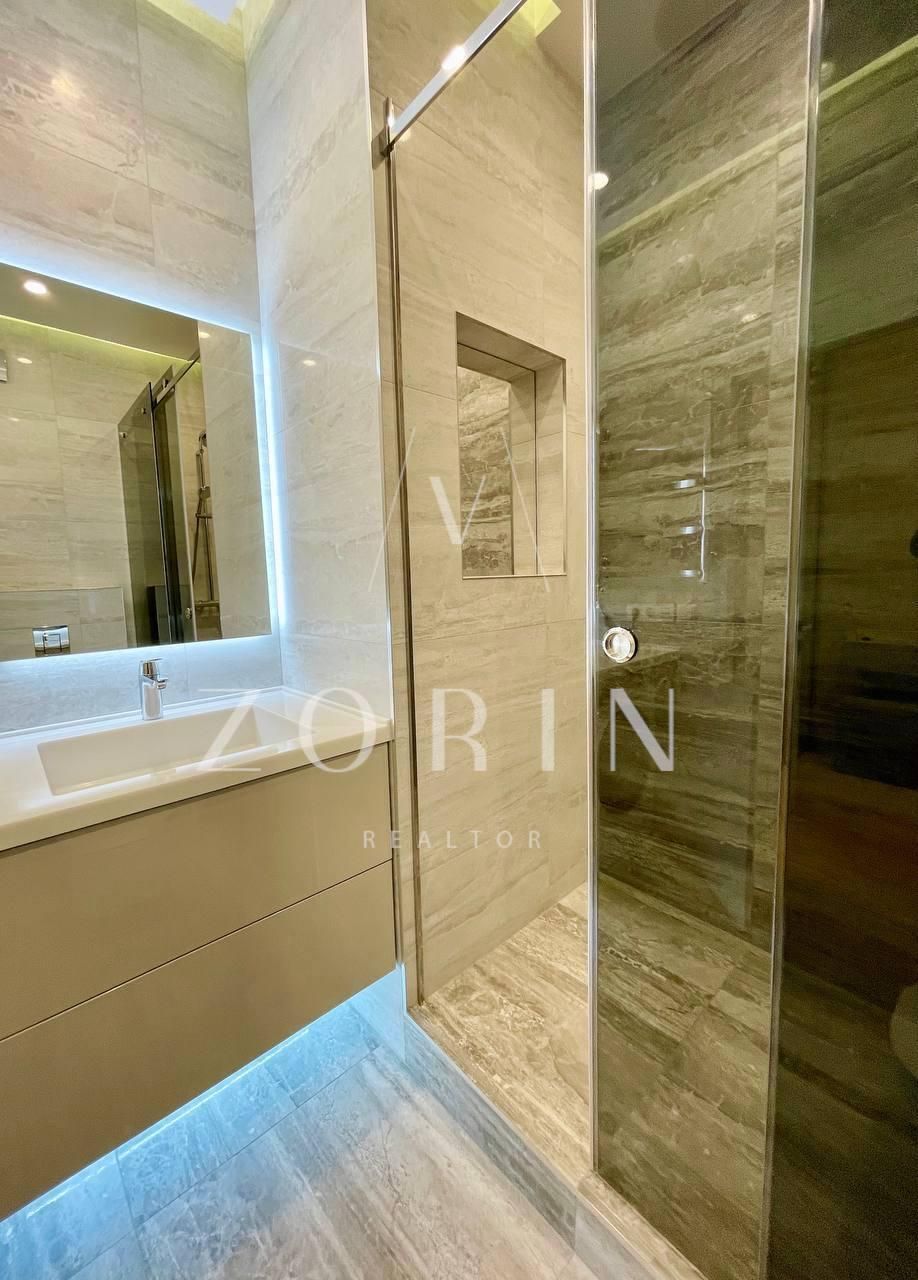 Premium 2-Room Apartment in IQ House with Designer Renovation