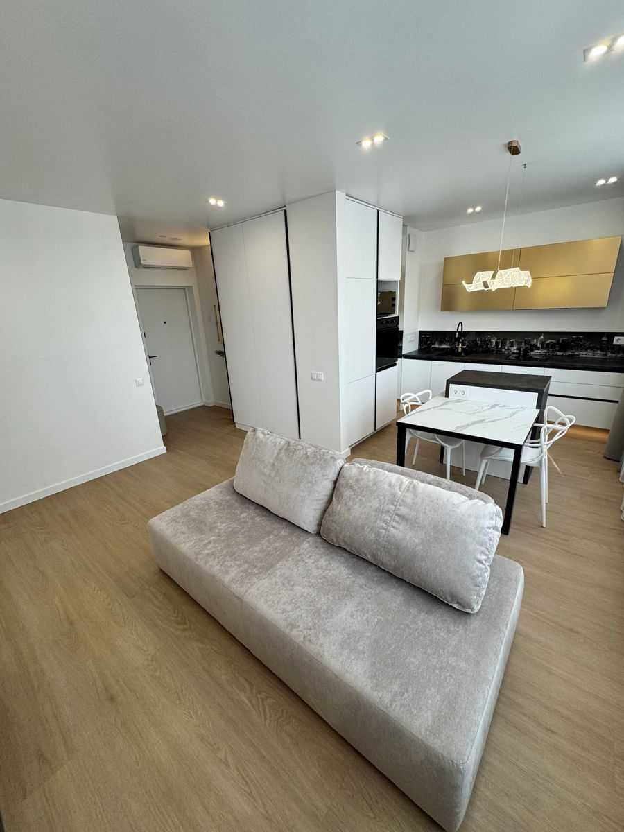 1-bedroom apartment in Varshavsky residential complex with designer renovation