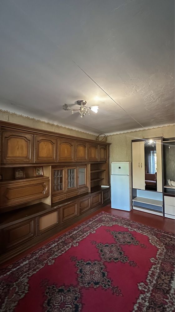 Two-room apartment on Doroshenko Street