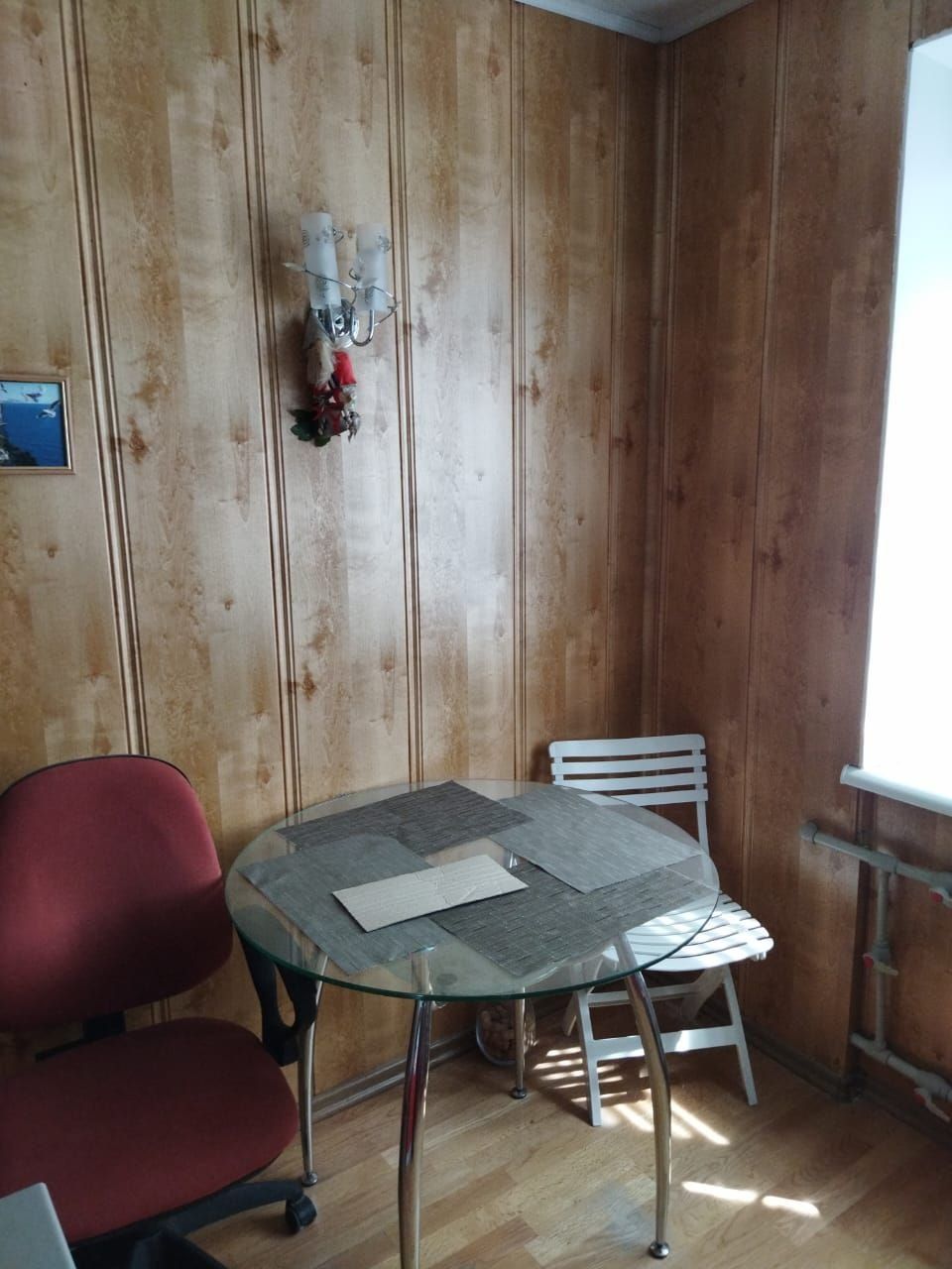 3-Room Apartment in Lazurnyi District