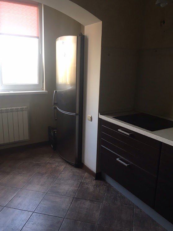 Spacious Apartment with Separate Rooms and Modern Amenities Near Chernihivska Metro