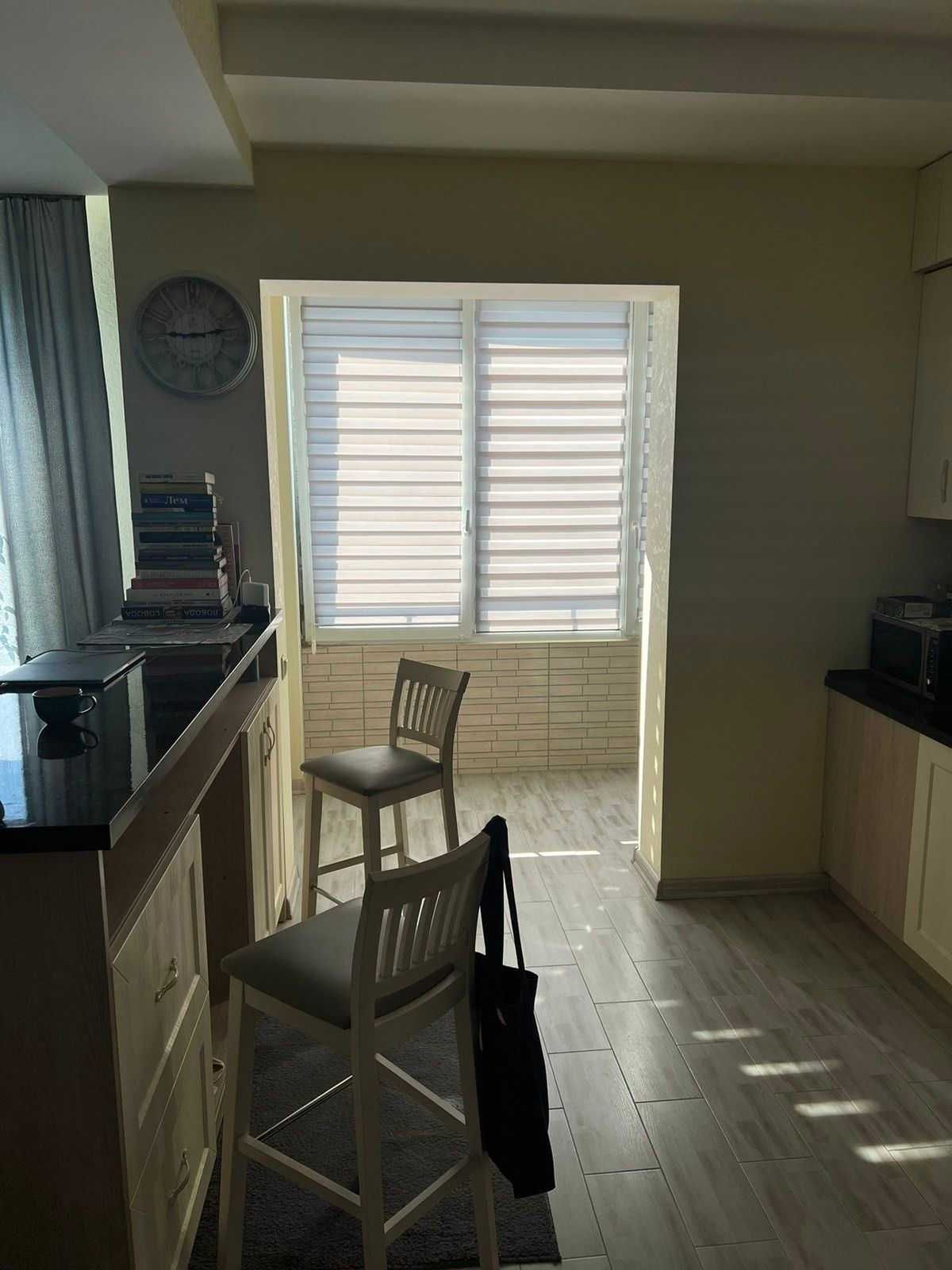 Spacious 1-Bedroom Apartment with Euro Renovation and Modern Furnishings