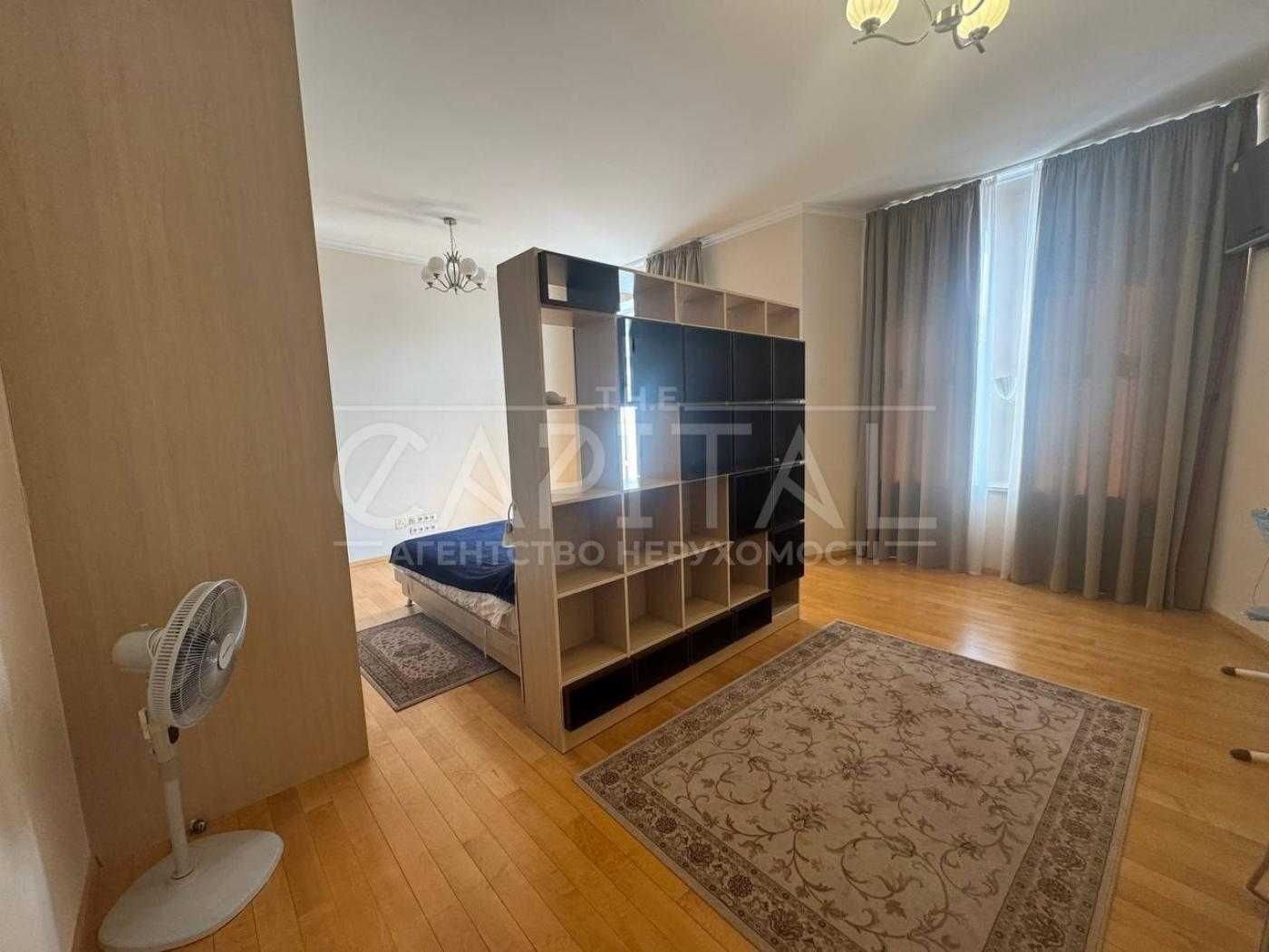 Stylish 3-Room Apartment in Kyiv City Center