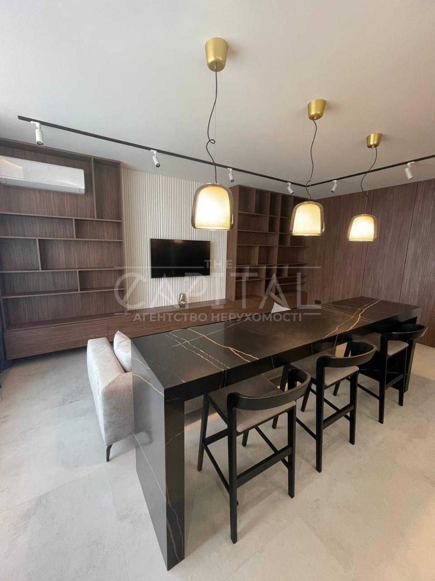 70m² Apartment in Novopecherskaya Tower, Designer Renovation