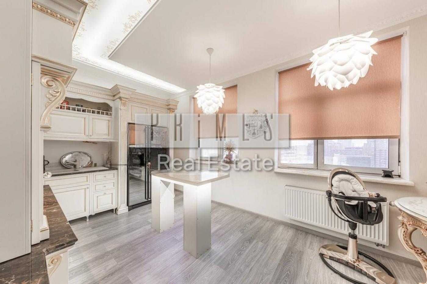 Spacious 3-Room Apartment in Panorama Residential Complex, Pechersk Area