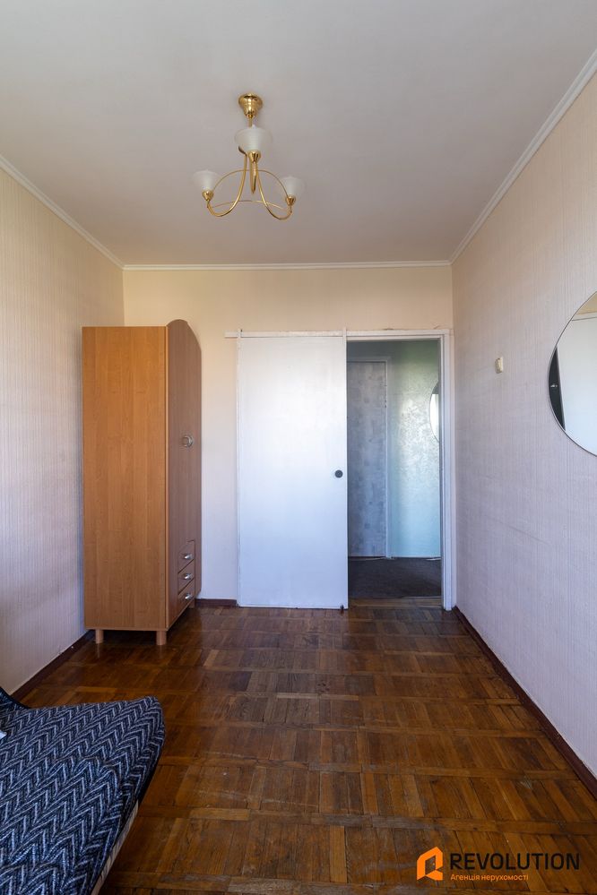 2-Room Apartment in Dniprovskyi District, Fully Furnished