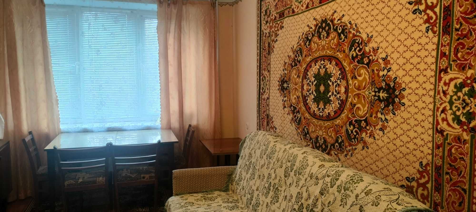 Budget 2-Room Apartment on V. Chervoniya Street, Chaika Area