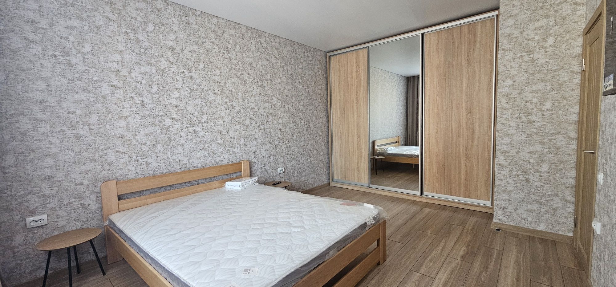 Spacious One-Bedroom Apartment on Soborna Street