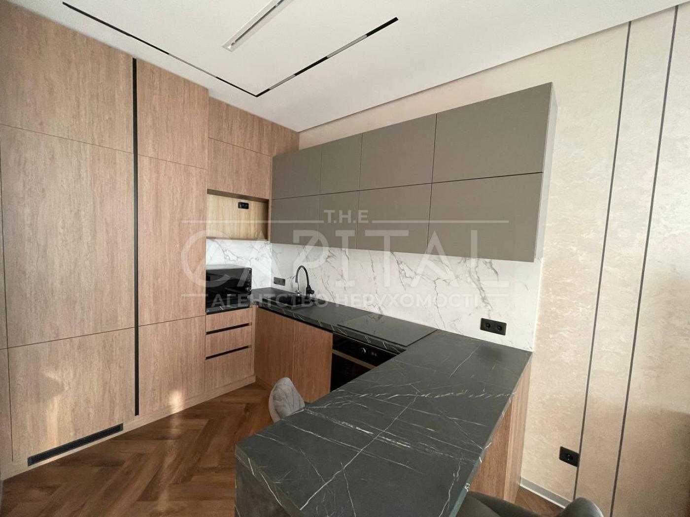 Modern Designer Apartment in Taryan Towers with City Views