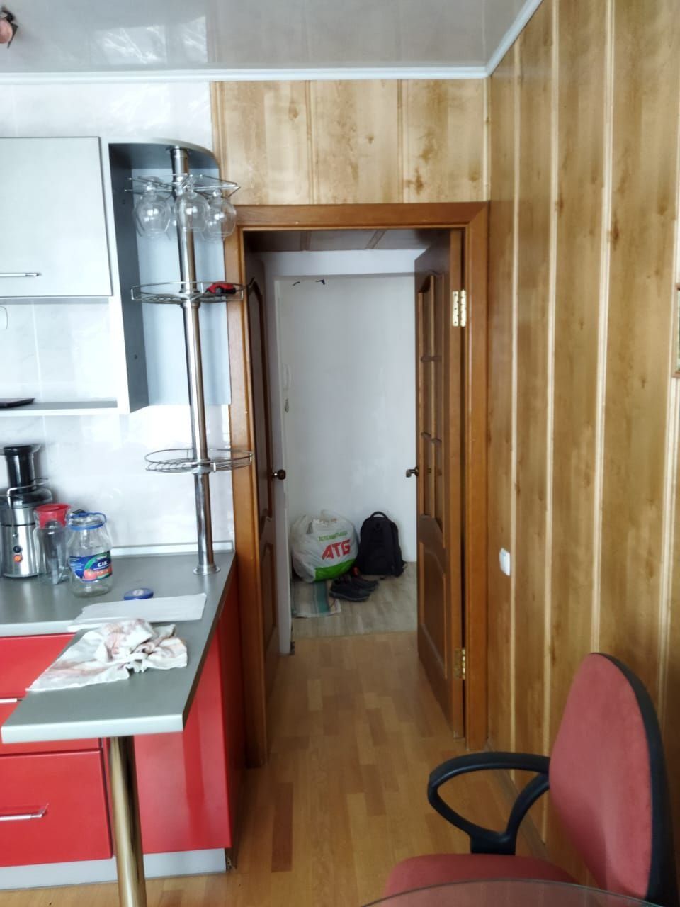 3-Room Apartment in Lazurnyi District