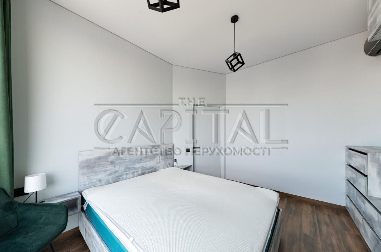 Stylish 1-bedroom apartment in premium residential complex 'Yaroslaviv Grad' in Kyiv city center