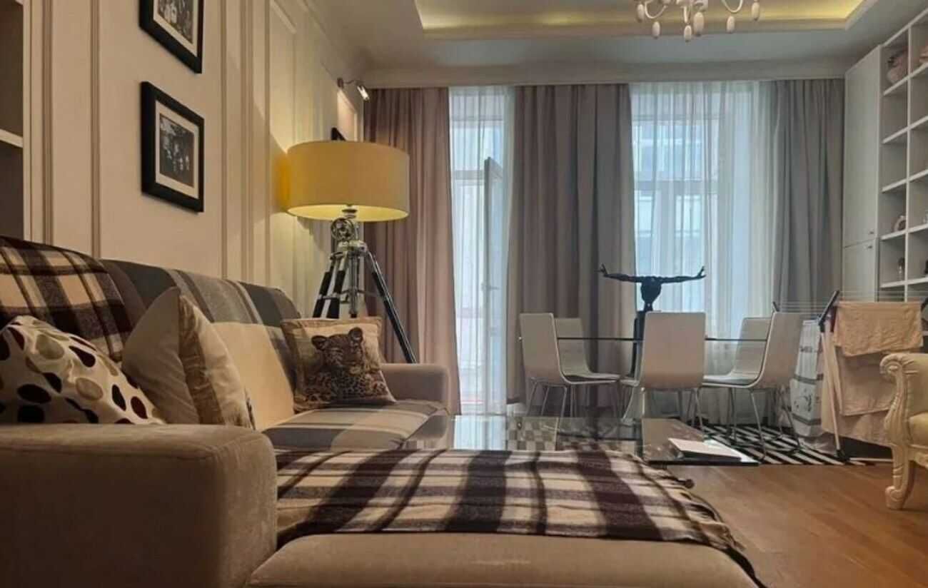 Comfortable 3-room apartment in the heart of historic Kyiv