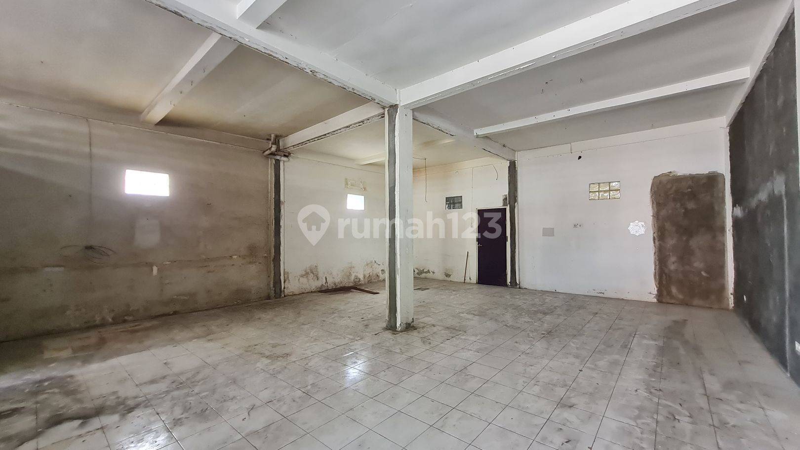 Prime Canggu Commercial Space - 8 Minutes from Berawa Beach