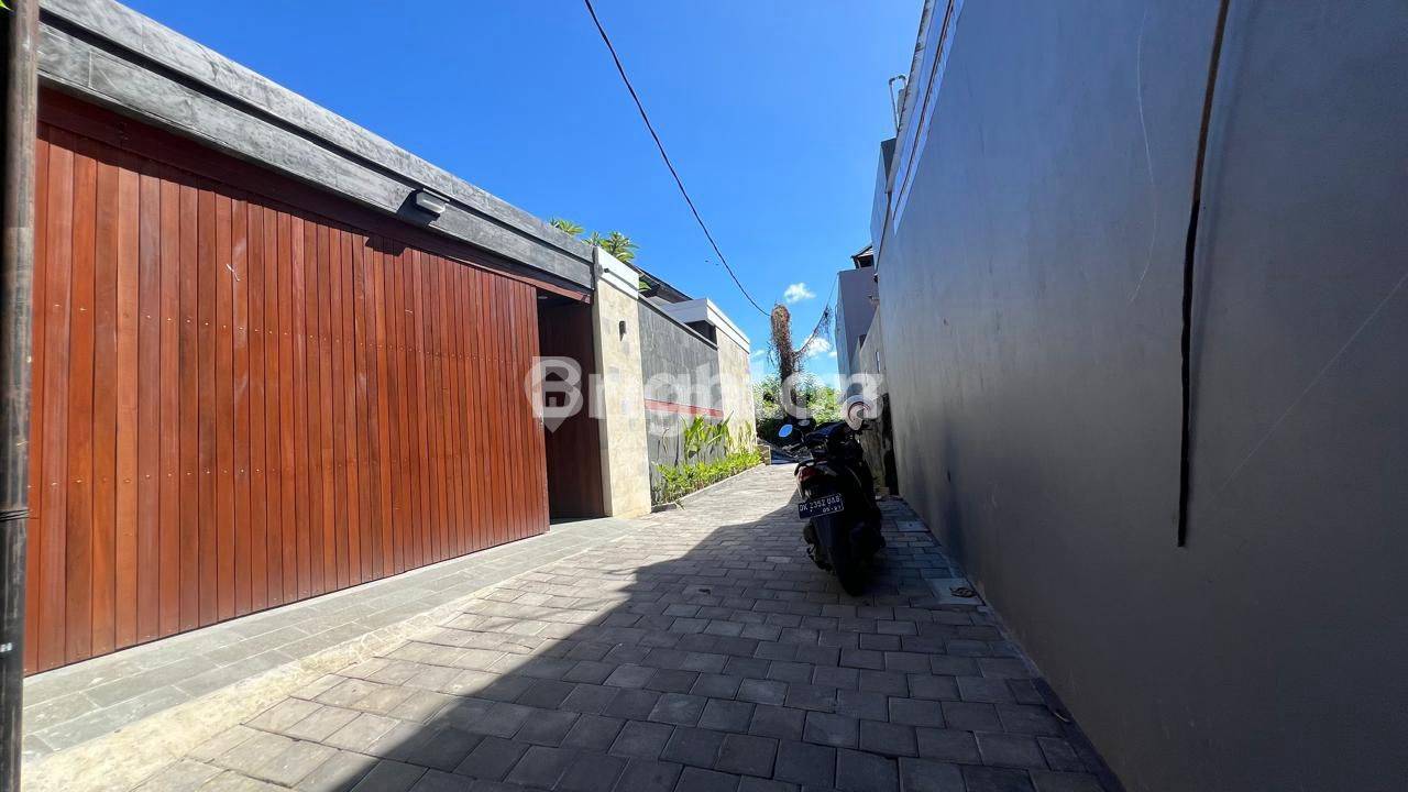 Modern Tropical Villa in Denpasar - 3 Bedrooms, Private Pool