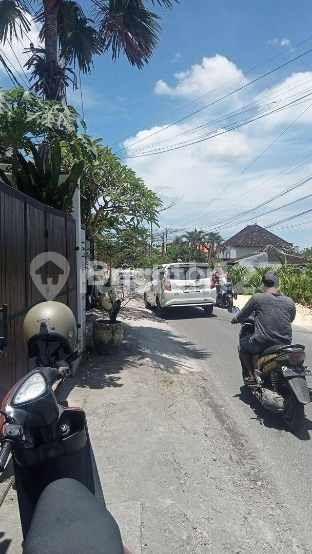 3-Bedroom Villa with Private Pool in Tumbak Bayuh, Near Canggu