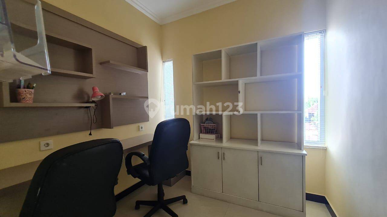 Spacious 3-Bedroom House in West Denpasar, Strategic Location