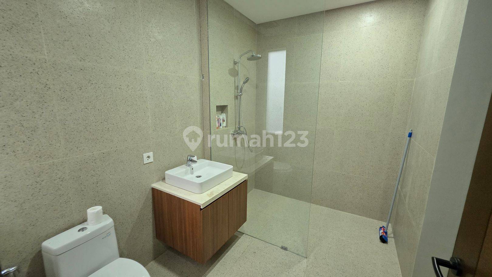 Seminyak Living Residence Bali - Modern 3-Bedroom Villa with Private Pool