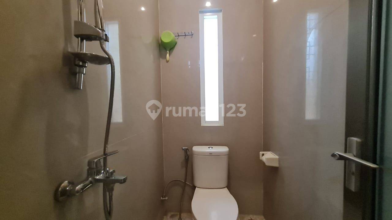 Spacious 3-Bedroom House in West Denpasar, Strategic Location